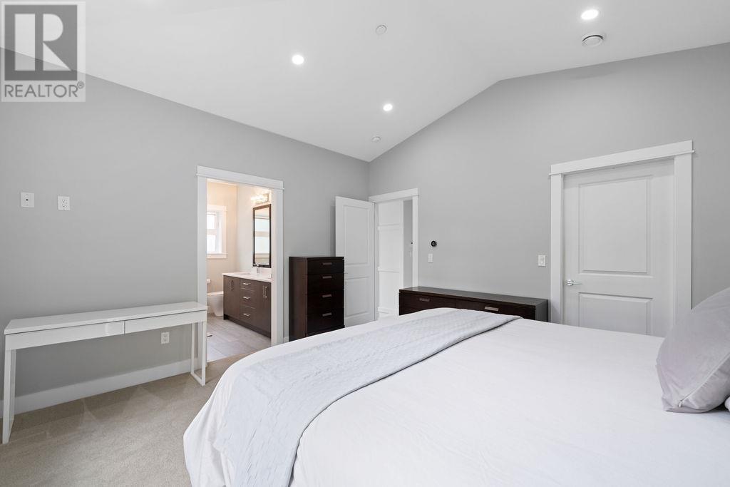 2217 E 8th Avenue, Vancouver, British Columbia  V5N 1V4 - Photo 14 - R2998237