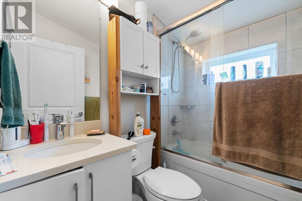 2217 E 8th Avenue, Vancouver, British Columbia  V5N 1V4 - Photo 29 - R2998237