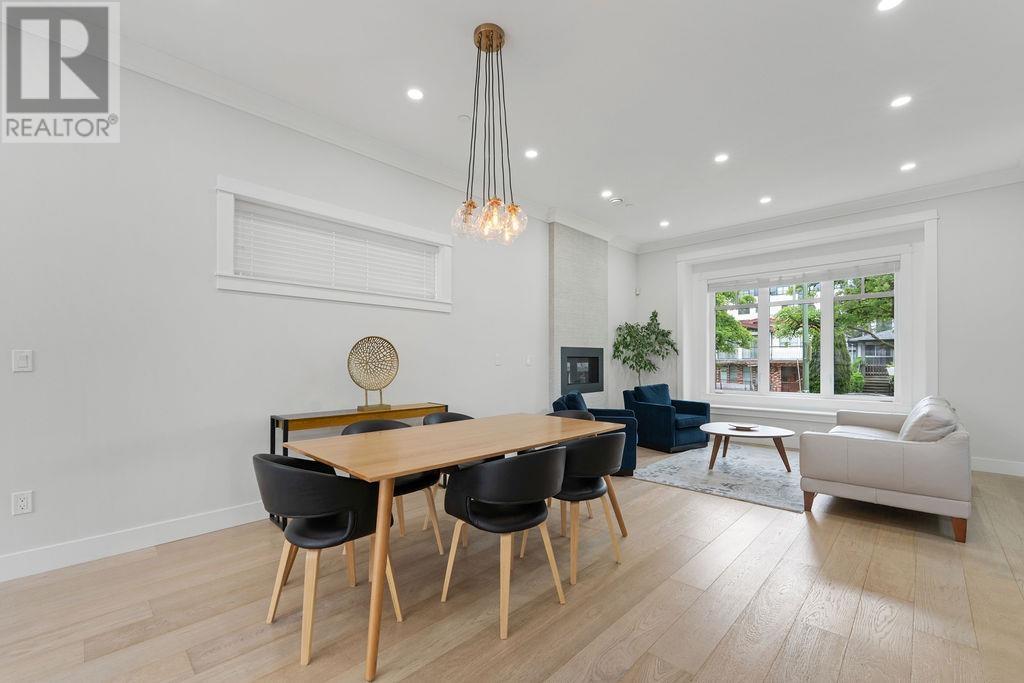 2217 E 8th Avenue, Vancouver, British Columbia  V5N 1V4 - Photo 3 - R2998237