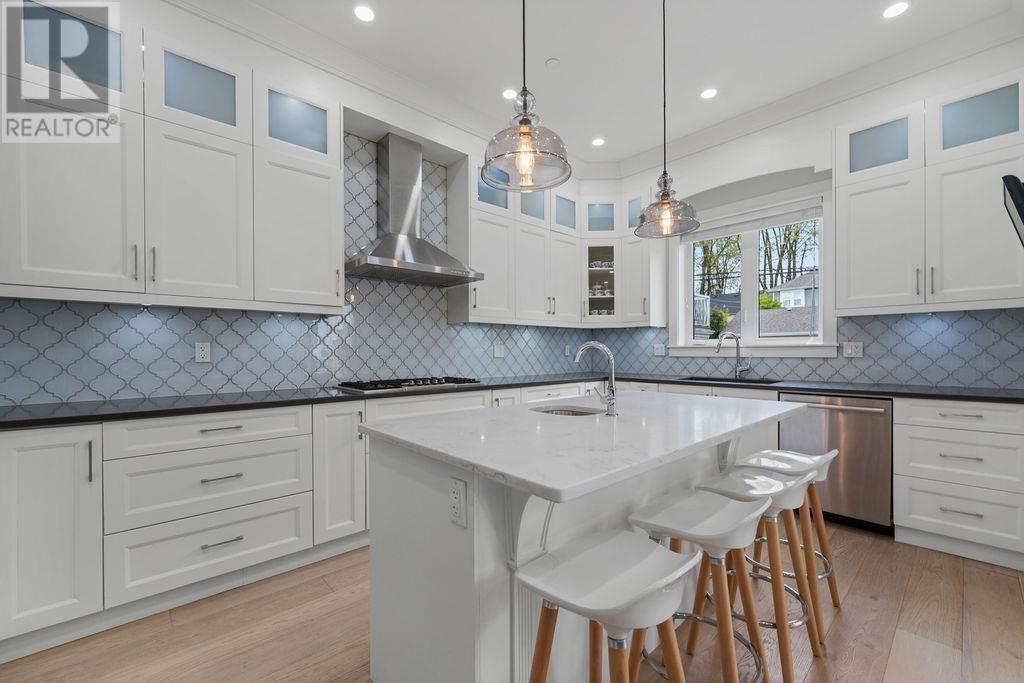 2217 E 8th Avenue, Vancouver, British Columbia  V5N 1V4 - Photo 7 - R2998237