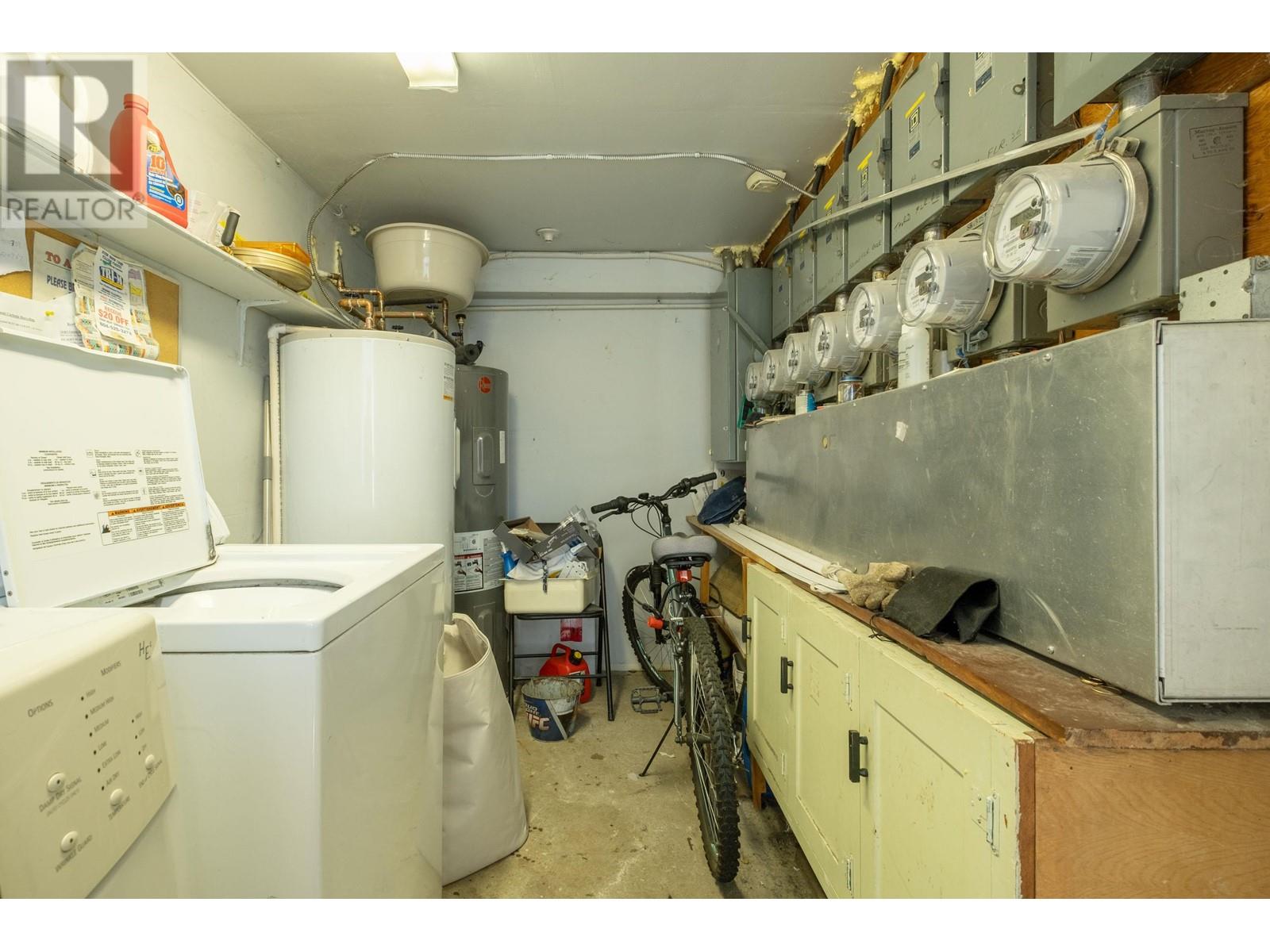 32 E 17th Avenue, Vancouver, British Columbia  V5V 1A2 - Photo 4 - R2998258