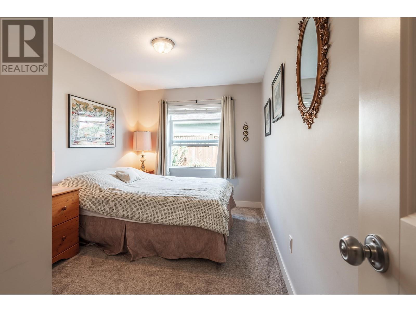 5688 Louise Way, Sechelt, British Columbia  V7Z 0N5 - Photo 14 - R2998285