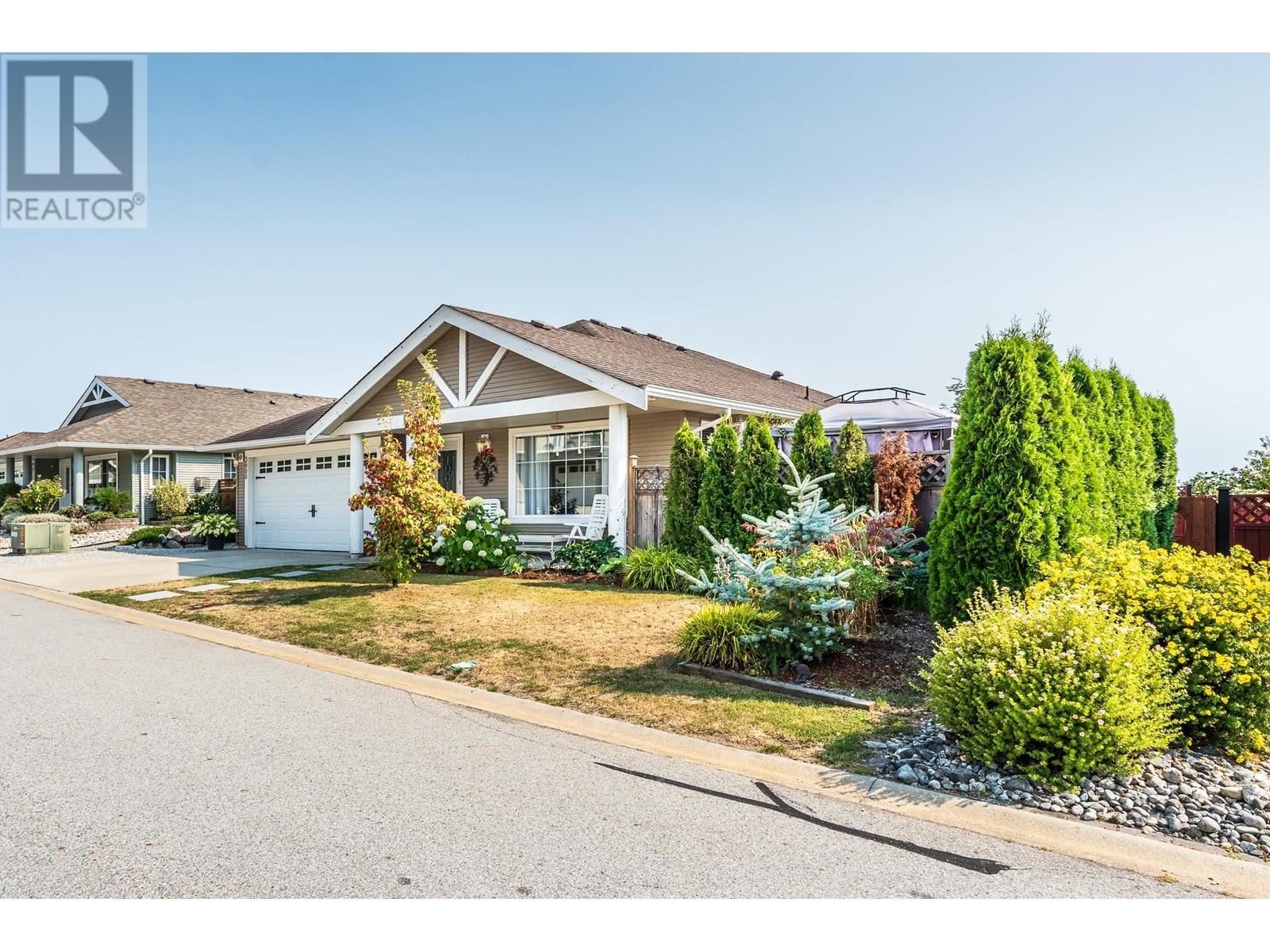 5688 Louise Way, Sechelt, British Columbia  V7Z 0N5 - Photo 36 - R2998285