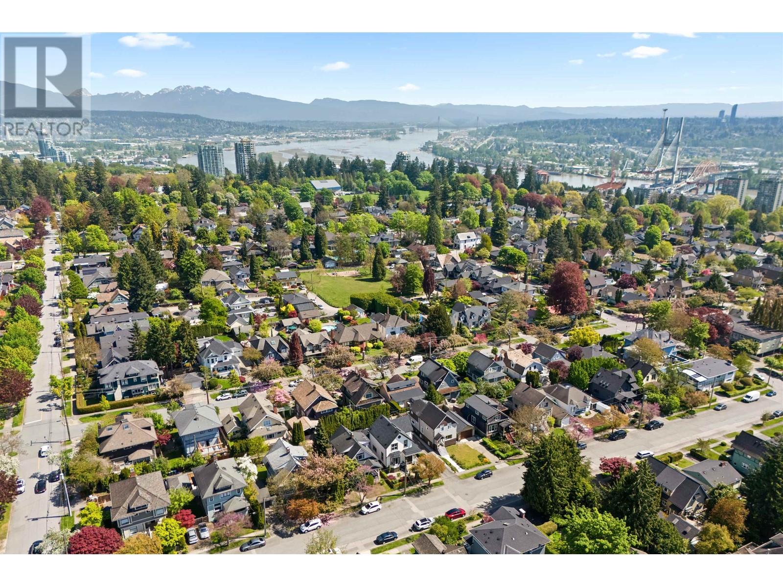 327 Pine Street, New Westminster, British Columbia  V3L 2T1 - Photo 40 - R2998286