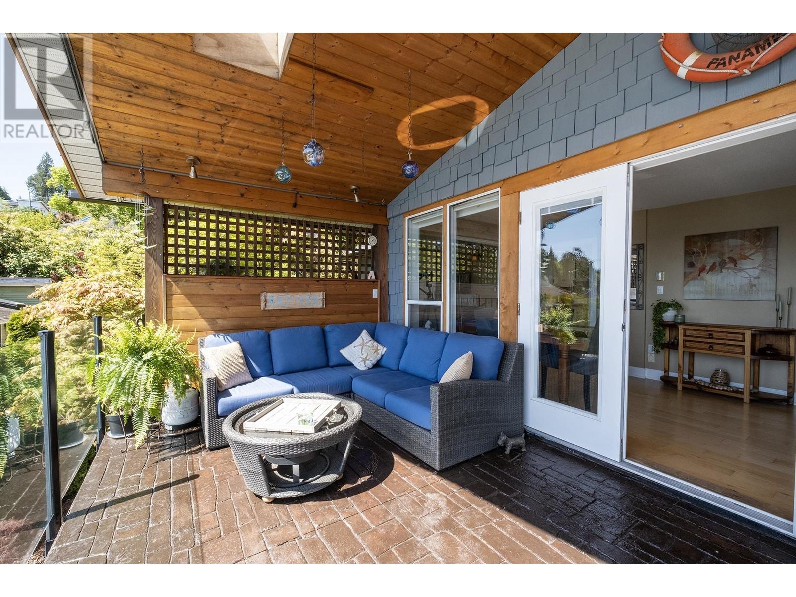 Property at 454 CENTRAL AVENUE image 4