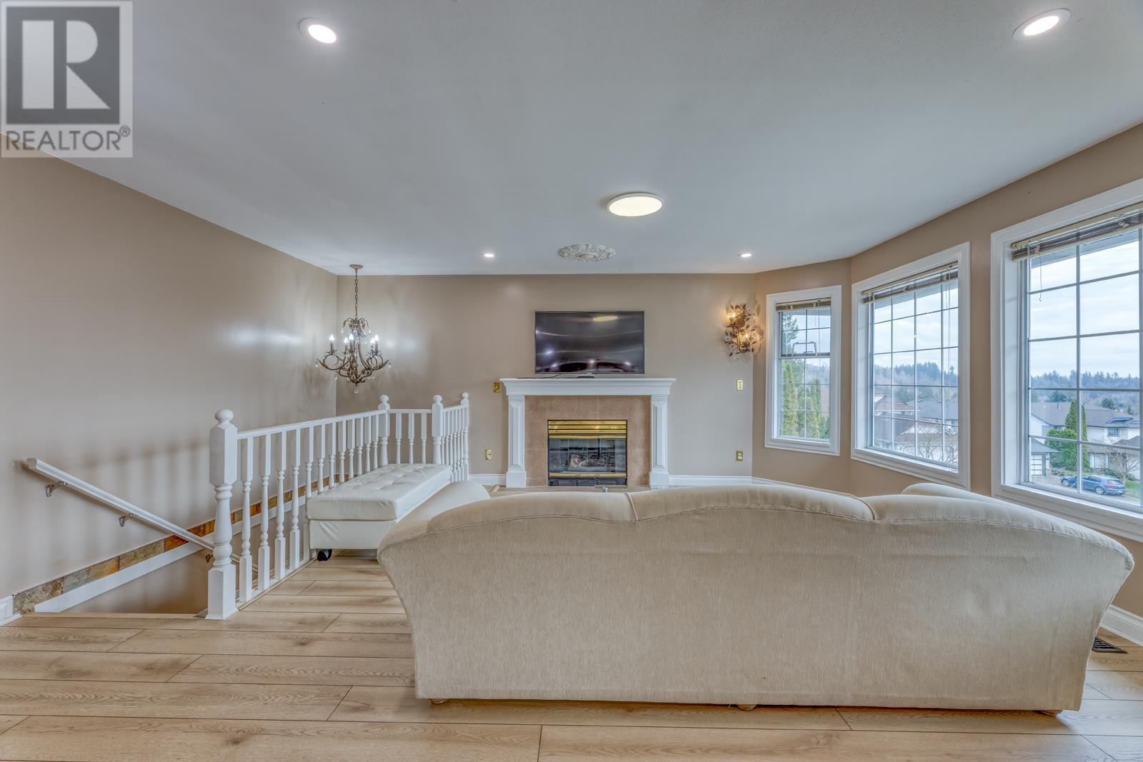 1465 Blackwater Place, Coquitlam, British Columbia  V3E 2R5 - Photo 7 - R2998318