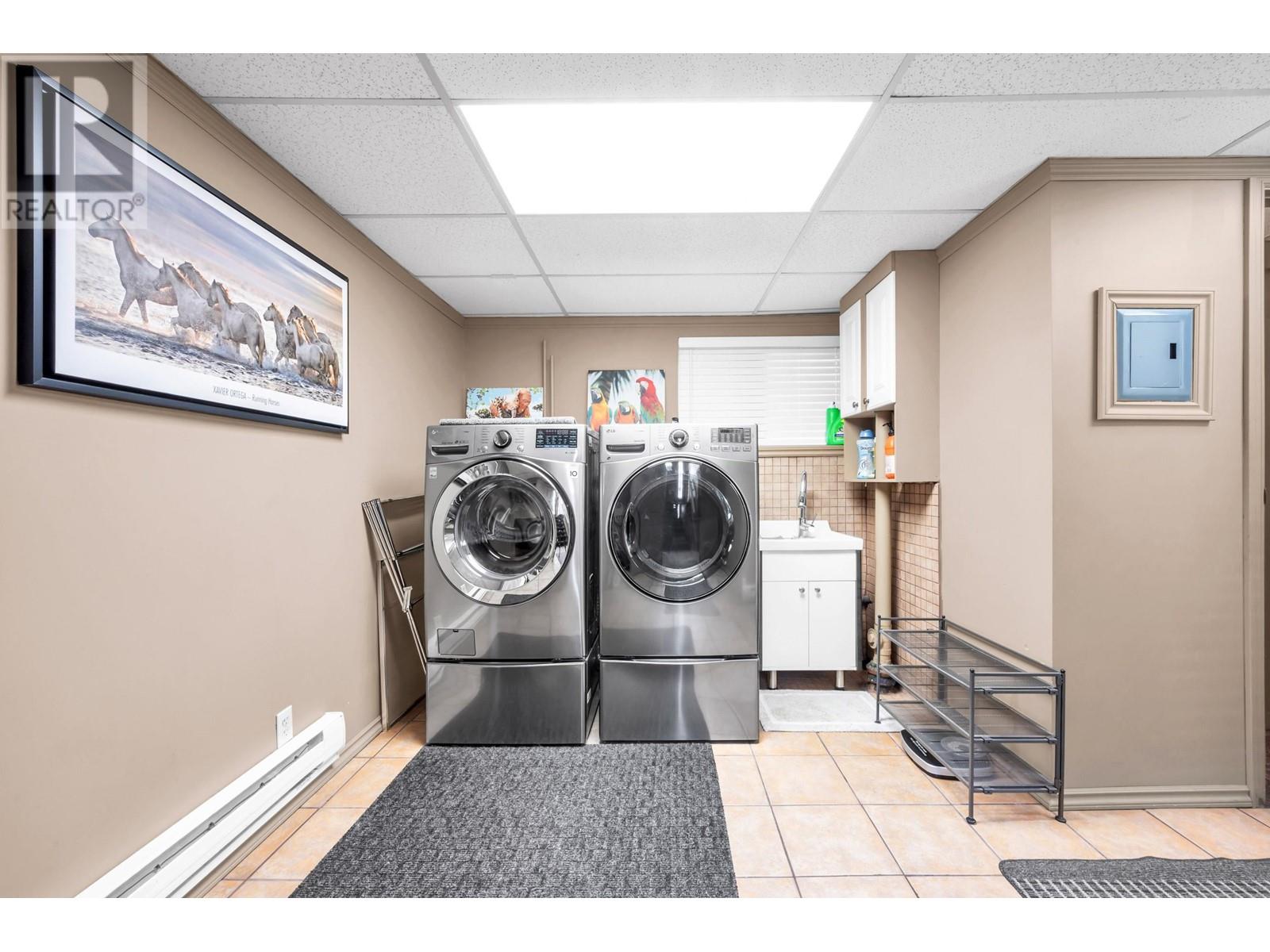 870 Seymour Drive, Coquitlam, British Columbia  V3J 6V7 - Photo 22 - R2998346