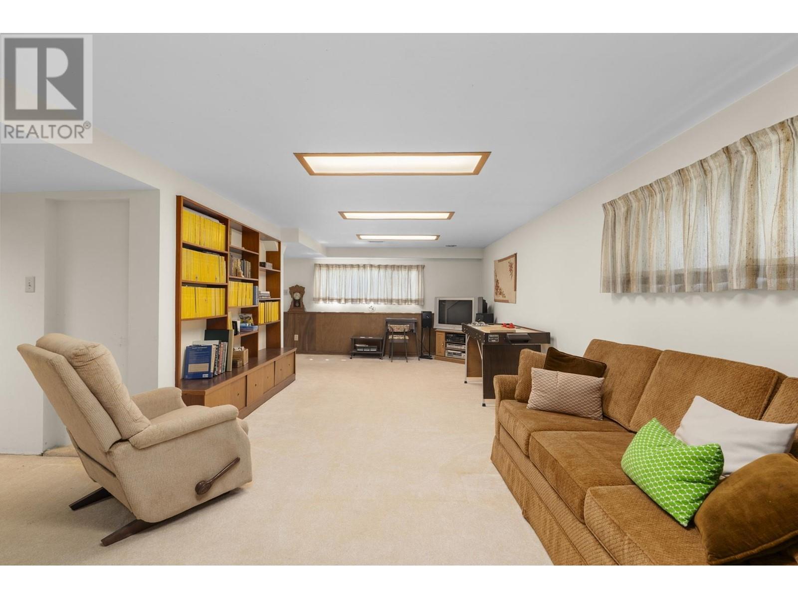 3675 W 37th Avenue, Vancouver, British Columbia  V6N 2W1 - Photo 31 - R2998351