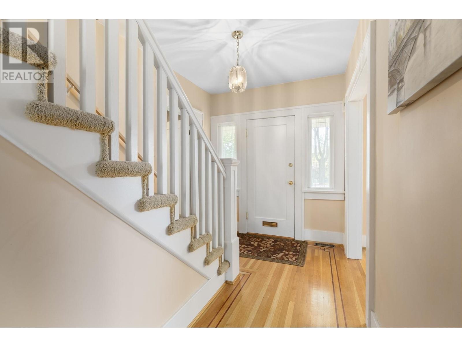 3675 W 37th Avenue, Vancouver, British Columbia  V6N 2W1 - Photo 7 - R2998351