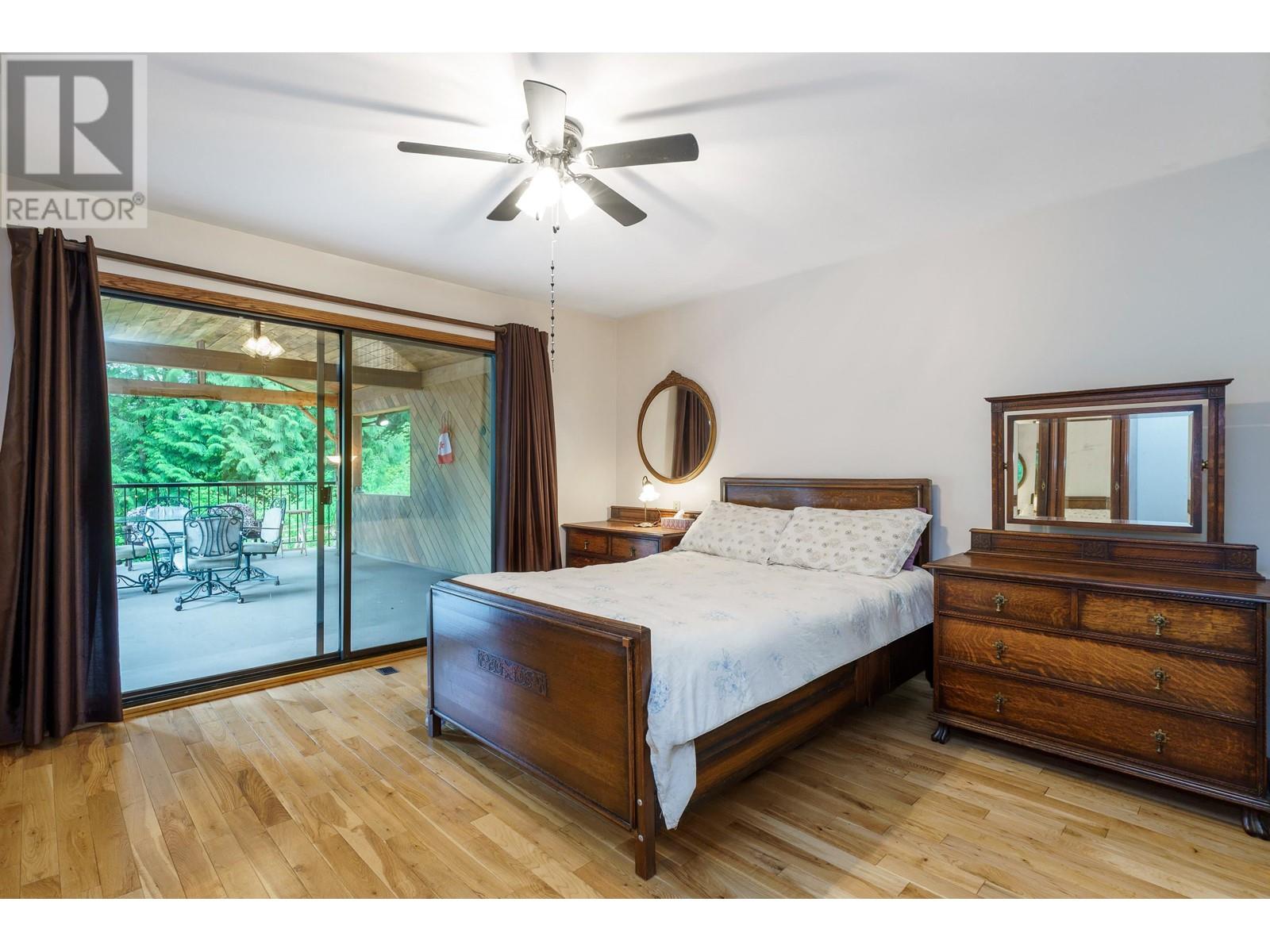 49 Walton Way, Port Moody, British Columbia  V3H 3P5 - Photo 11 - R2998360