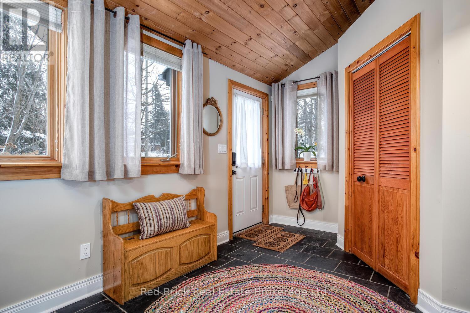 Property at 68 MCNAB STREET E image 5