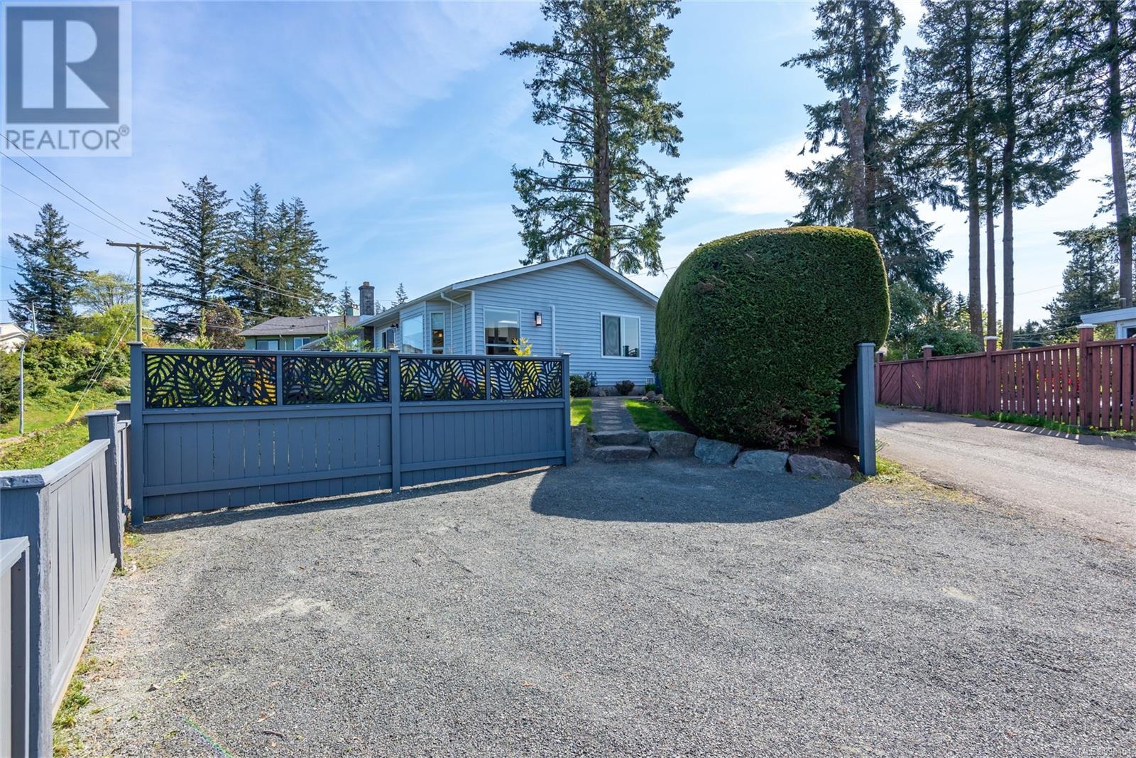 980 Dogwood St, Campbell River, British Columbia  V9W 2Z1 - Photo 37 - 996454