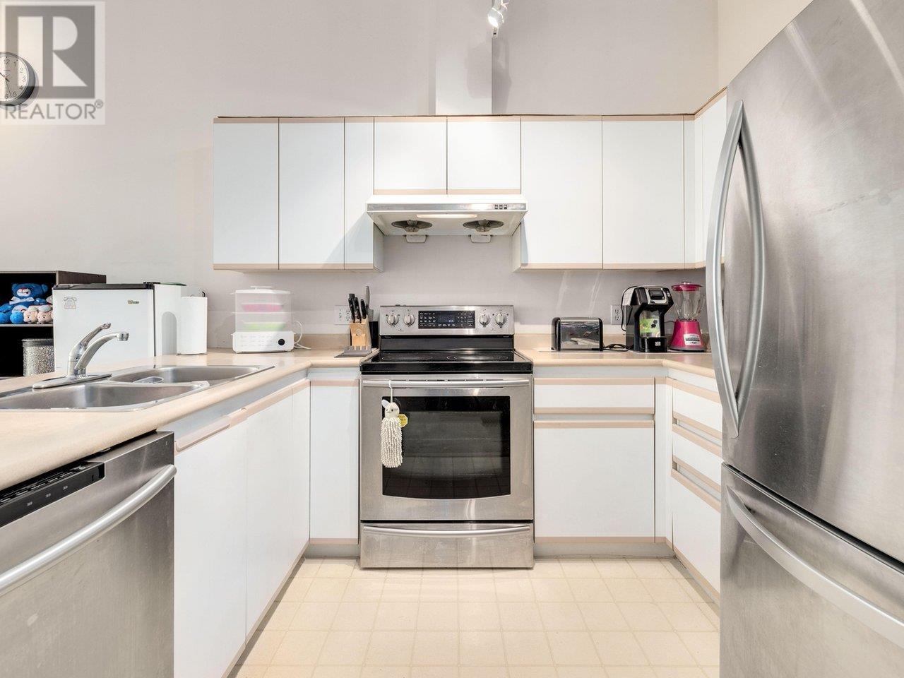 Property at 1 3576 RAINIER PLACE image 5