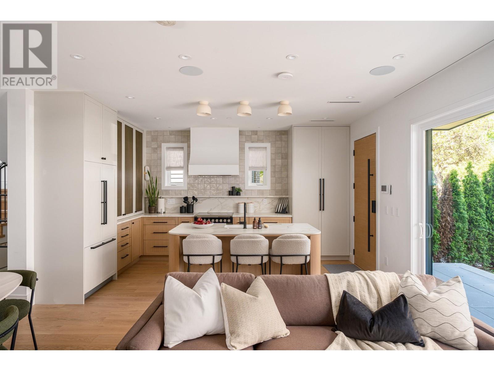 1 518 E 18th Avenue, Vancouver, British Columbia  V5V 1G3 - Photo 6 - R2998186