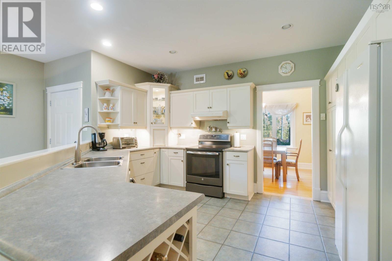 93 Ronald Avenue, Cambridge, Nova Scotia  B0P 1G0 - Photo 10 - 202507027