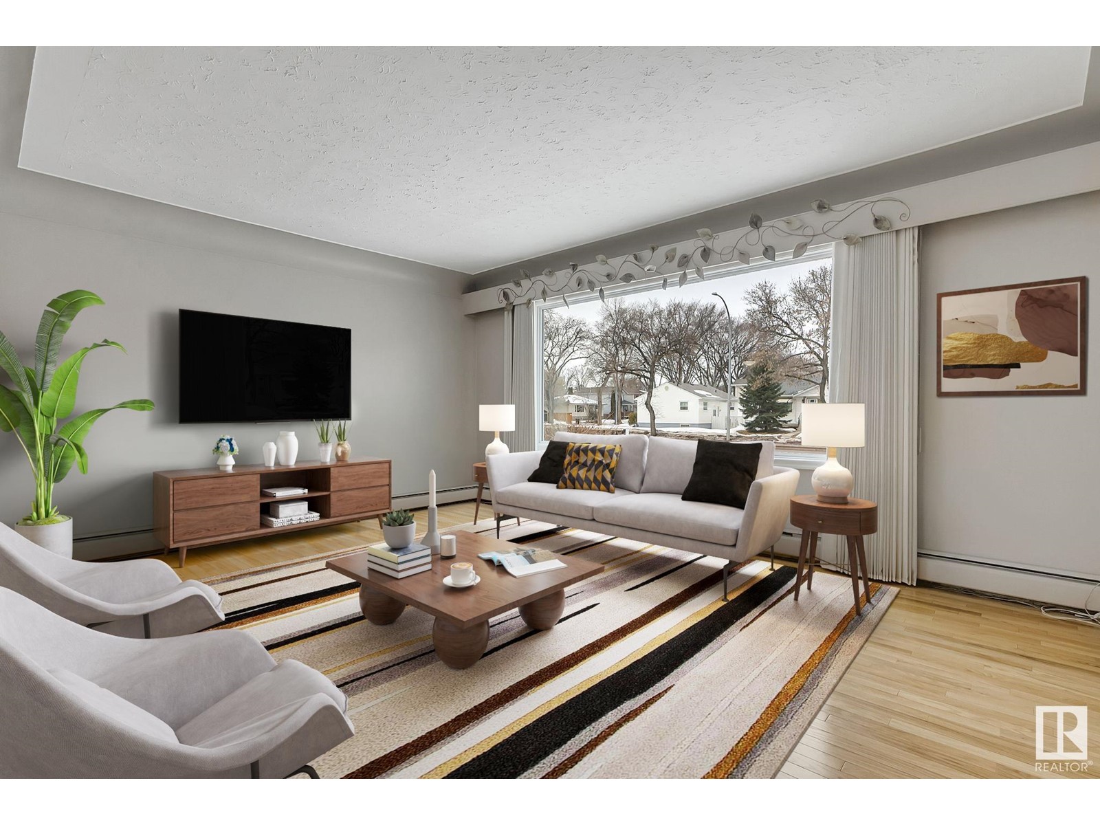 Property at 5121 118 AV NW image 2