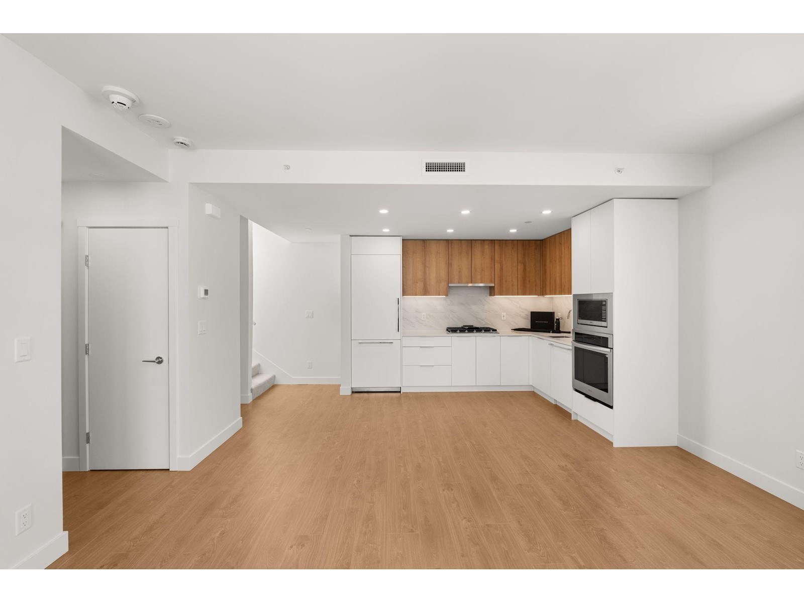 Th6 13387 Old Yale Road, Surrey, British Columbia  V3T 0V6 - Photo 10 - R2997971