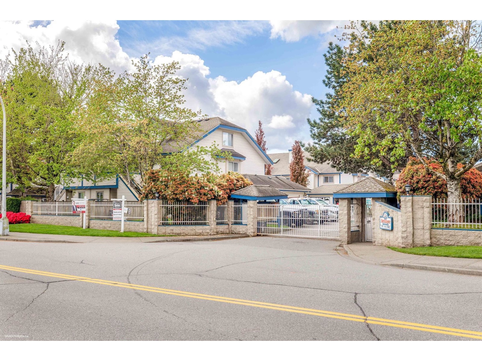 222 7837 120a Street, Surrey, British Columbia  V3W 0W9 - Photo 2 - R2998297