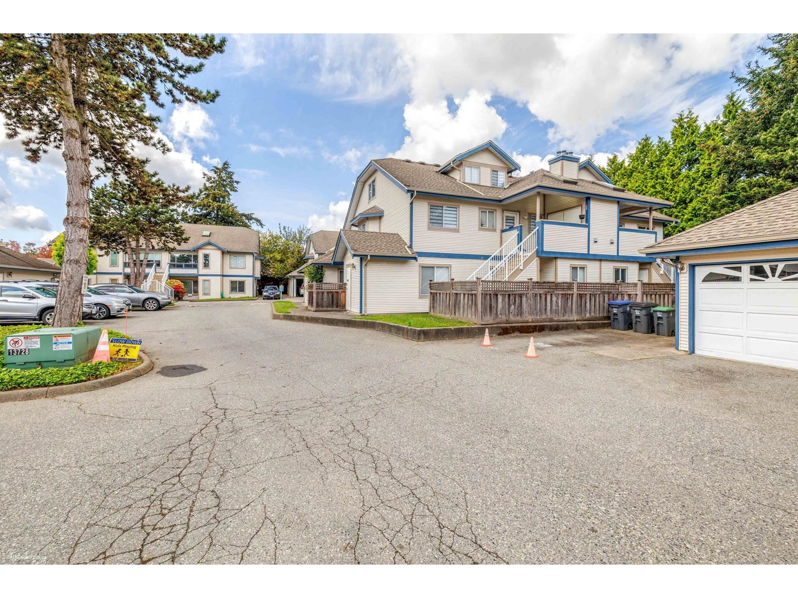 222 7837 120a Street, Surrey, British Columbia  V3W 0W9 - Photo 4 - R2998297