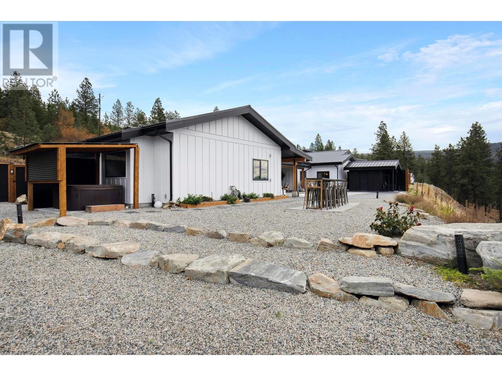 2137 Carmi Road, Penticton, British Columbia  V2A 8V5 - Photo 47 - 10346212