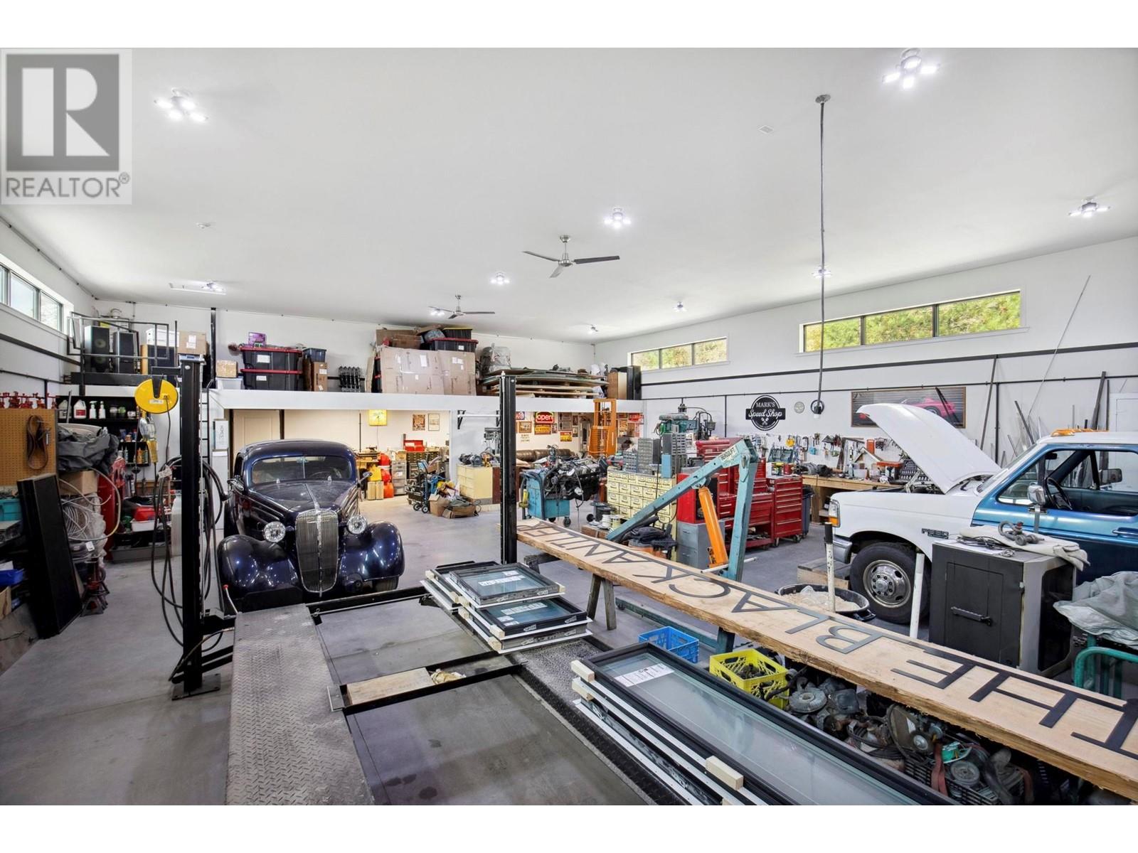 2137 Carmi Road, Penticton, British Columbia  V2A 8V5 - Photo 48 - 10346212