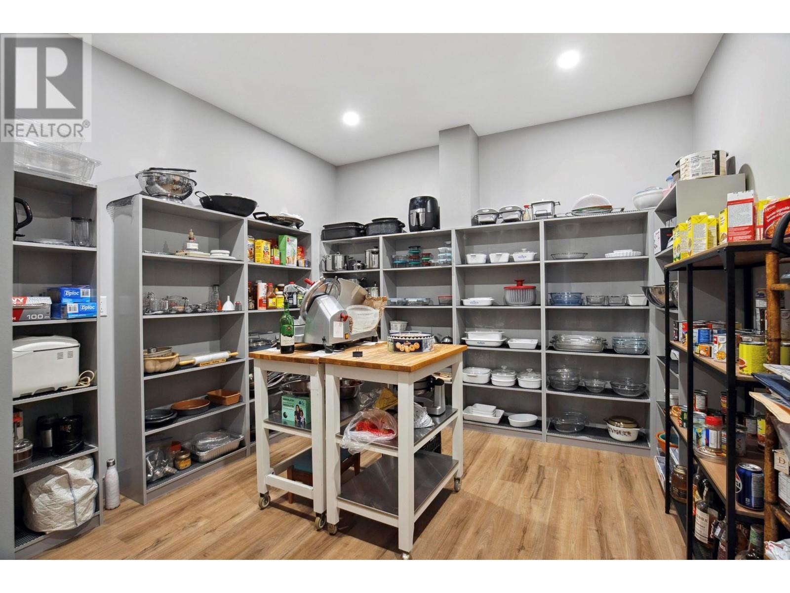 2137 Carmi Road, Penticton, British Columbia  V2A 8V5 - Photo 56 - 10346212