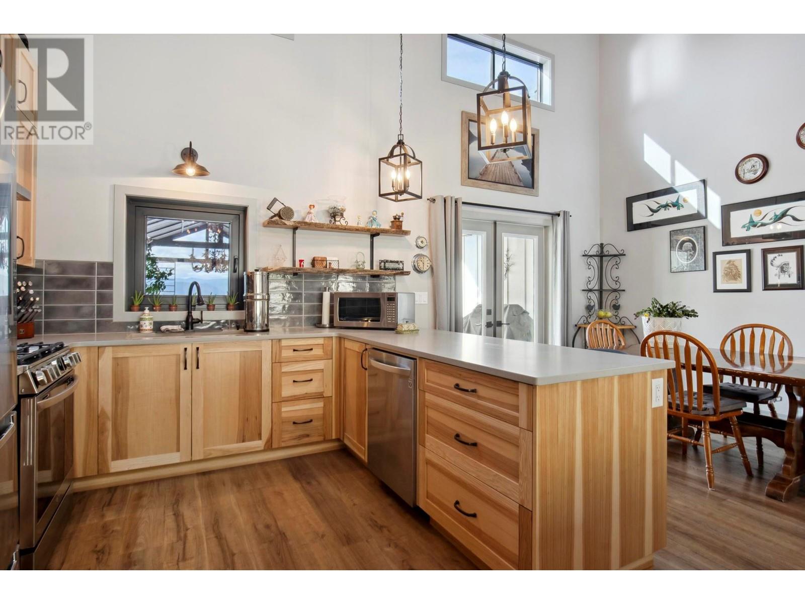 2137 Carmi Road, Penticton, British Columbia  V2A 8V5 - Photo 60 - 10346212
