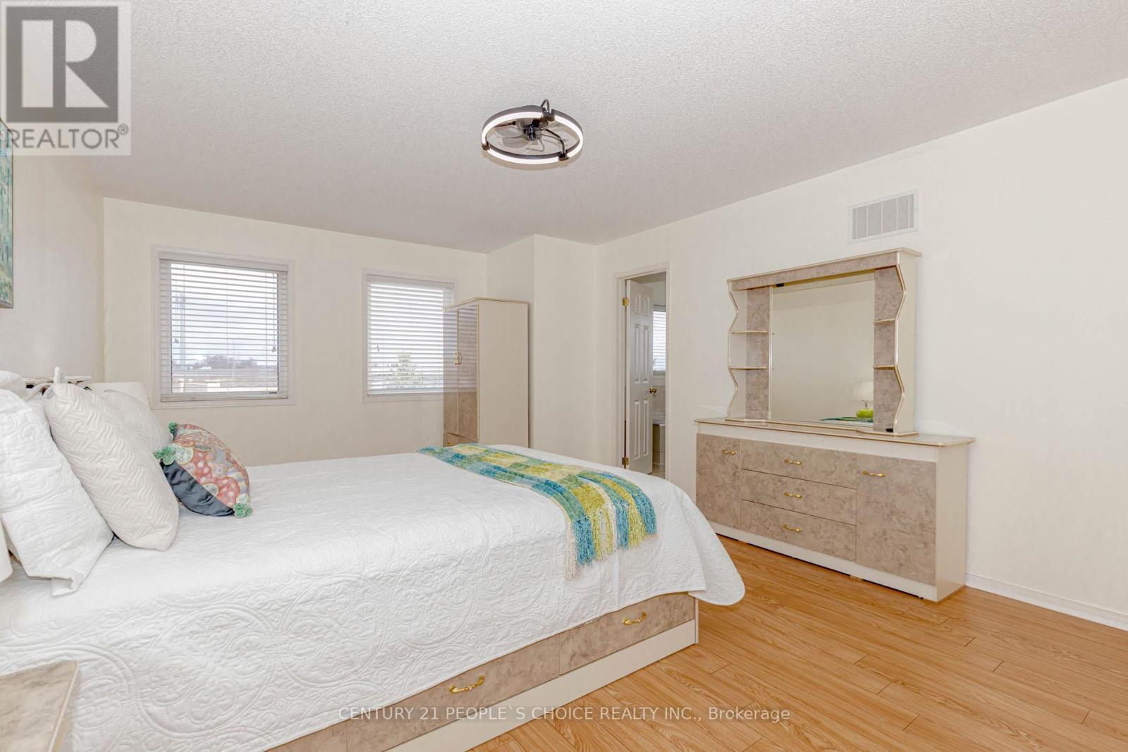 265 Brussels Avenue, Brampton, Ontario  L6Z 0G4 - Photo 29 - W12125785