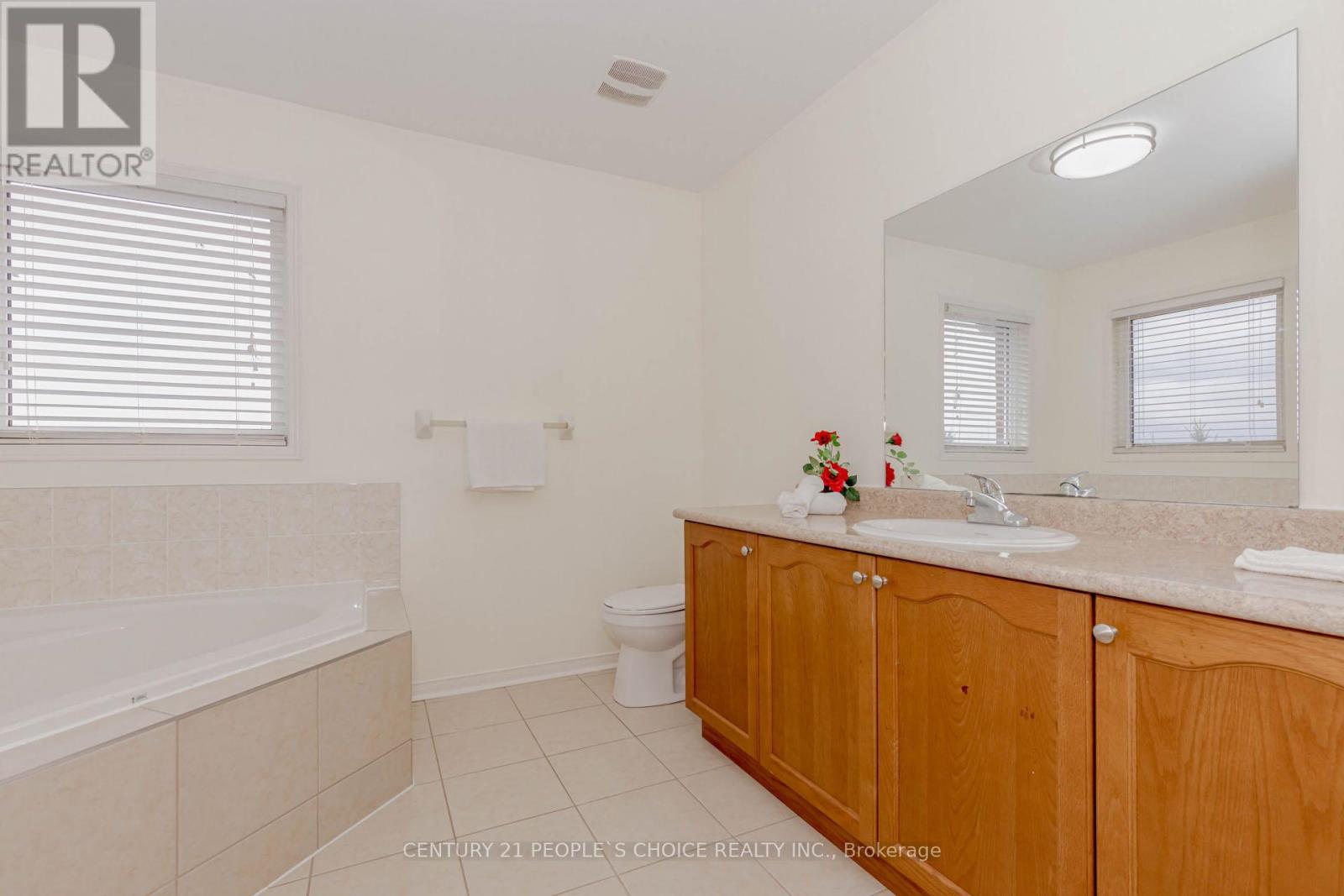 265 Brussels Avenue, Brampton, Ontario  L6Z 0G4 - Photo 30 - W12125785