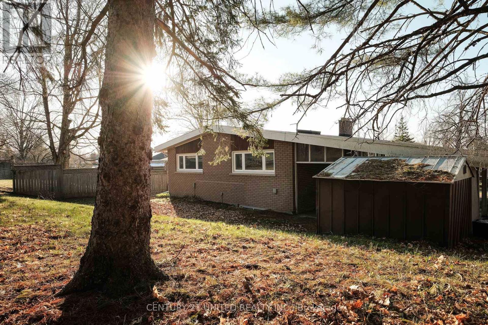 1261 Olympus Avenue, Peterborough North, Ontario  K9H 6V9 - Photo 33 - X12125850