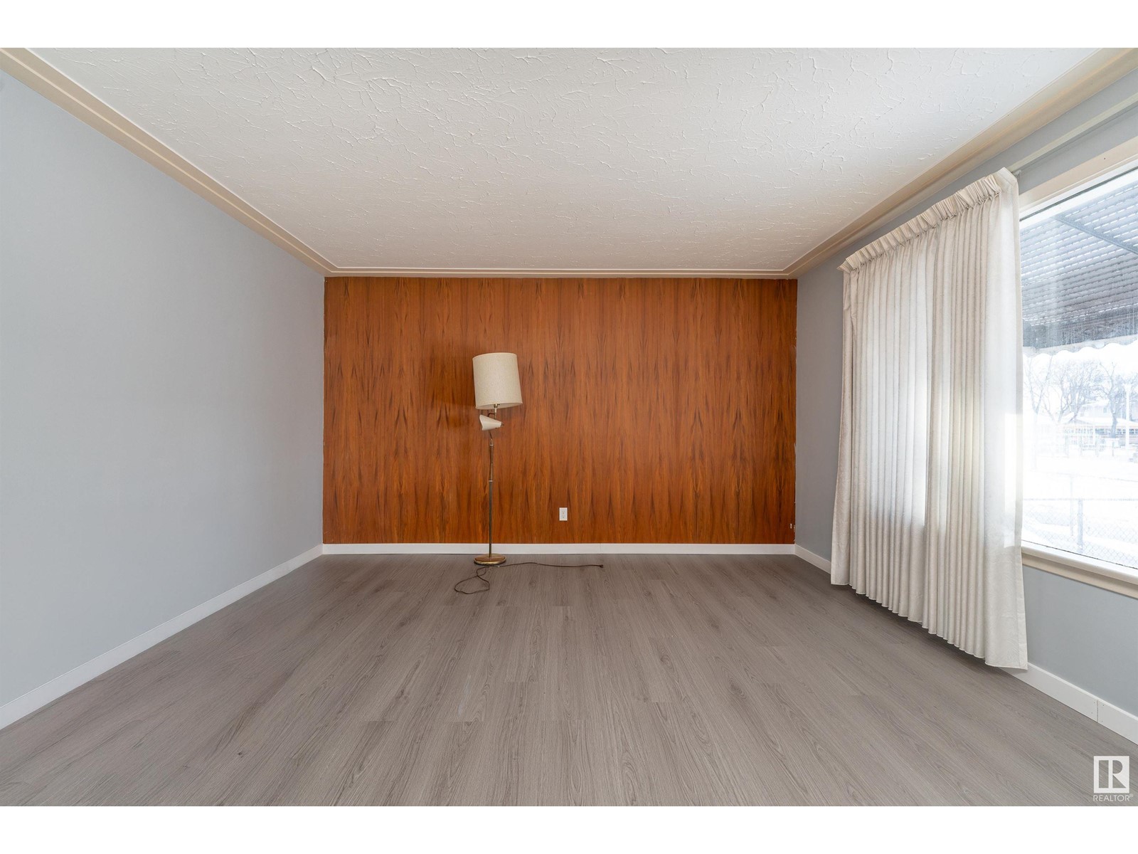 12419 83 St Nw, Edmonton, Alberta  T5B 3A5 - Photo 2 - E4434606