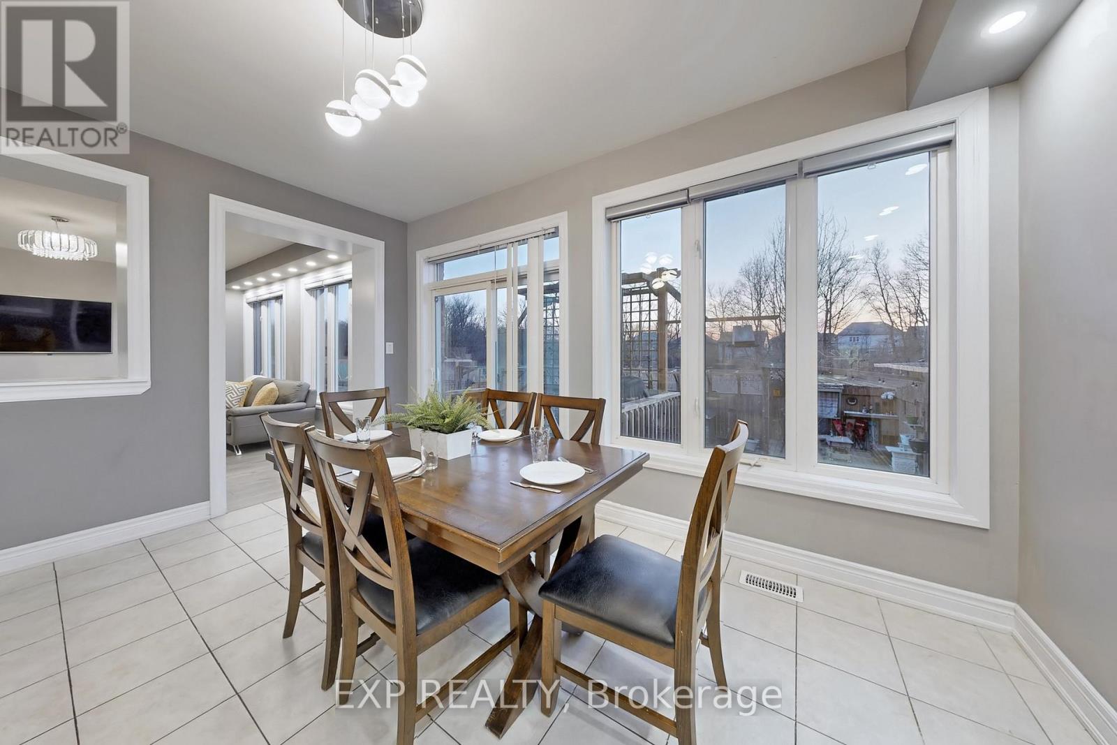 7721 Sassafras Trail, Niagara Falls, Ontario  L2H 0N5 - Photo 19 - X12125813