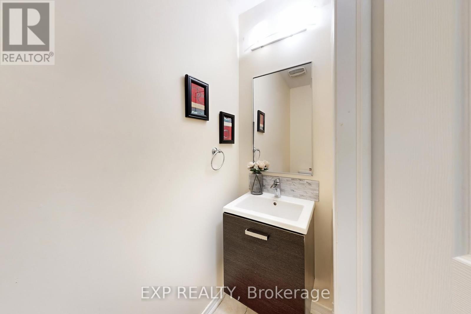 7721 Sassafras Trail, Niagara Falls, Ontario  L2H 0N5 - Photo 20 - X12125813