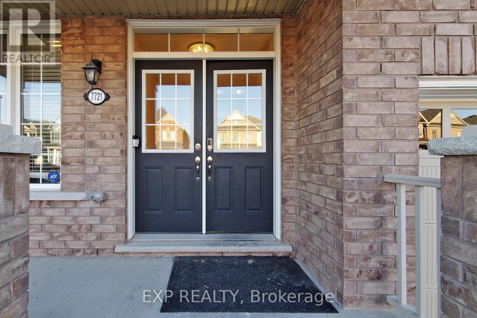 Property at 7721 SASSAFRAS TRAIL image 3