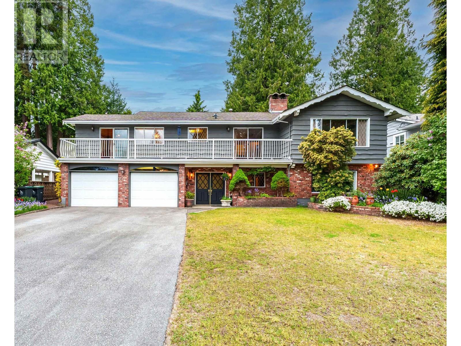 2602 SECHELT DRIVE, North Vancouver, British Columbia