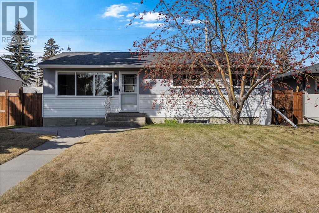 Property at 420 Aberdeen Road SE image 3