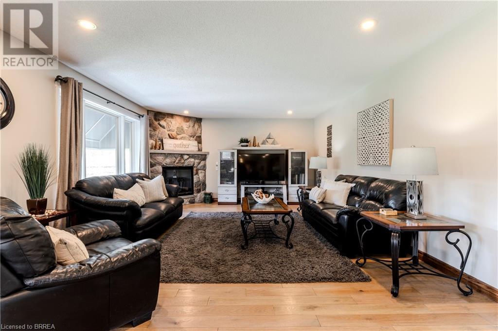420 Johnson Road, Brantford, Ontario  N3T 5M1 - Photo 18 - 40720297