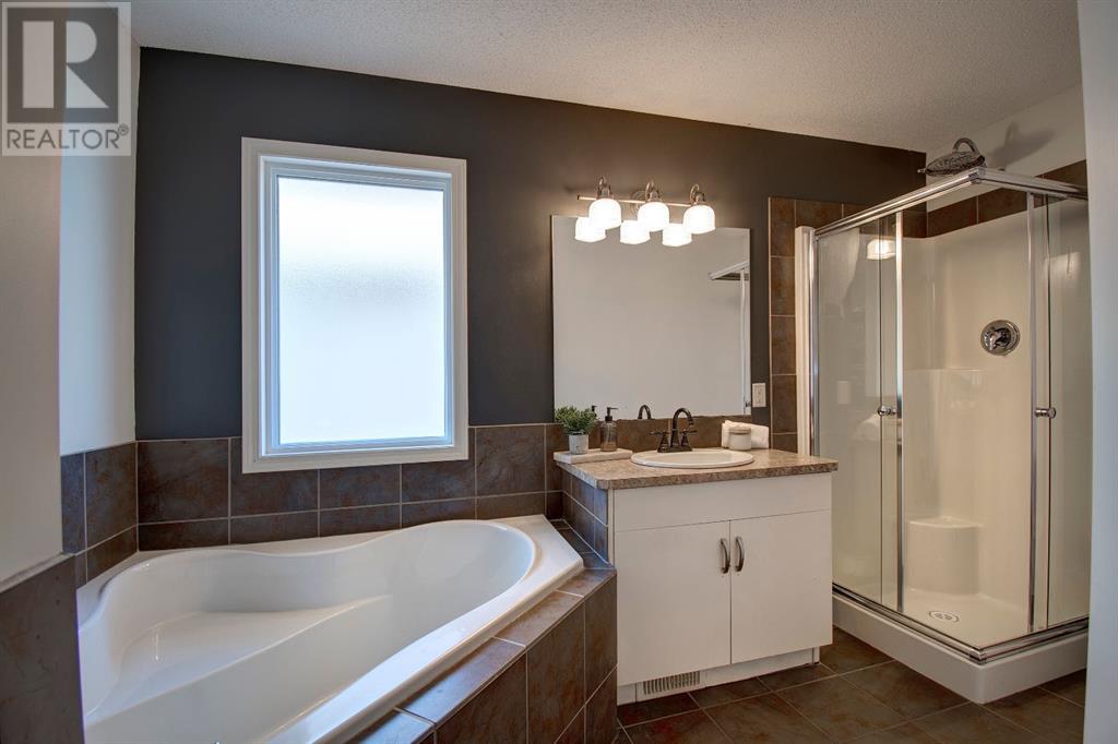 2039 Reunion Boulevard Nw, Airdrie, Alberta  T4B 0H2 - Photo 19 - A2216437