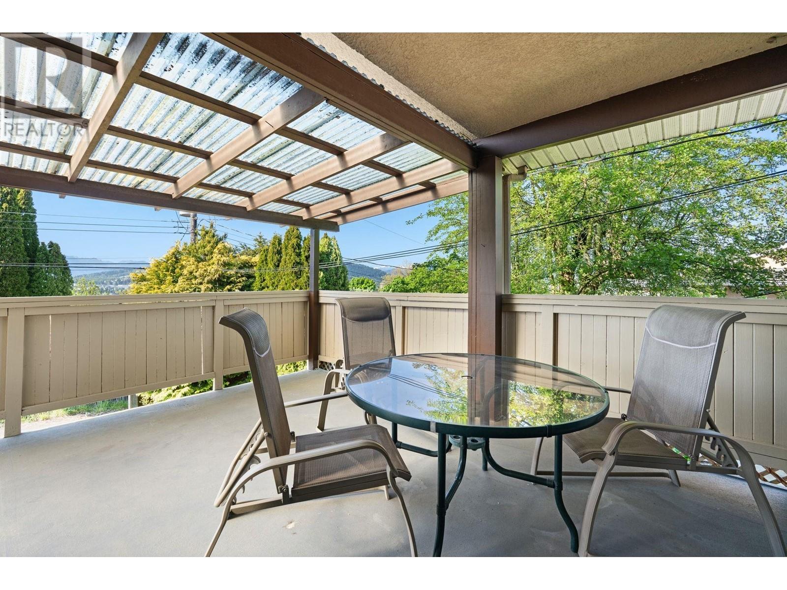 8915 Monroe Avenue, Burnaby, British Columbia  V3N 4E7 - Photo 23 - R2998363