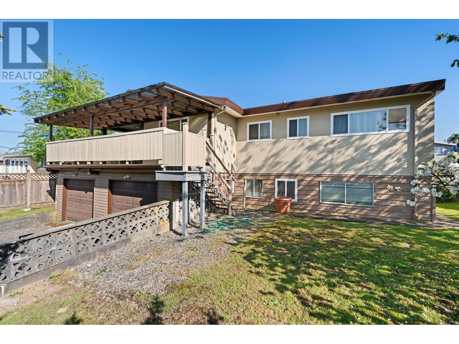 8915 Monroe Avenue, Burnaby, British Columbia  V3N 4E7 - Photo 30 - R2998363