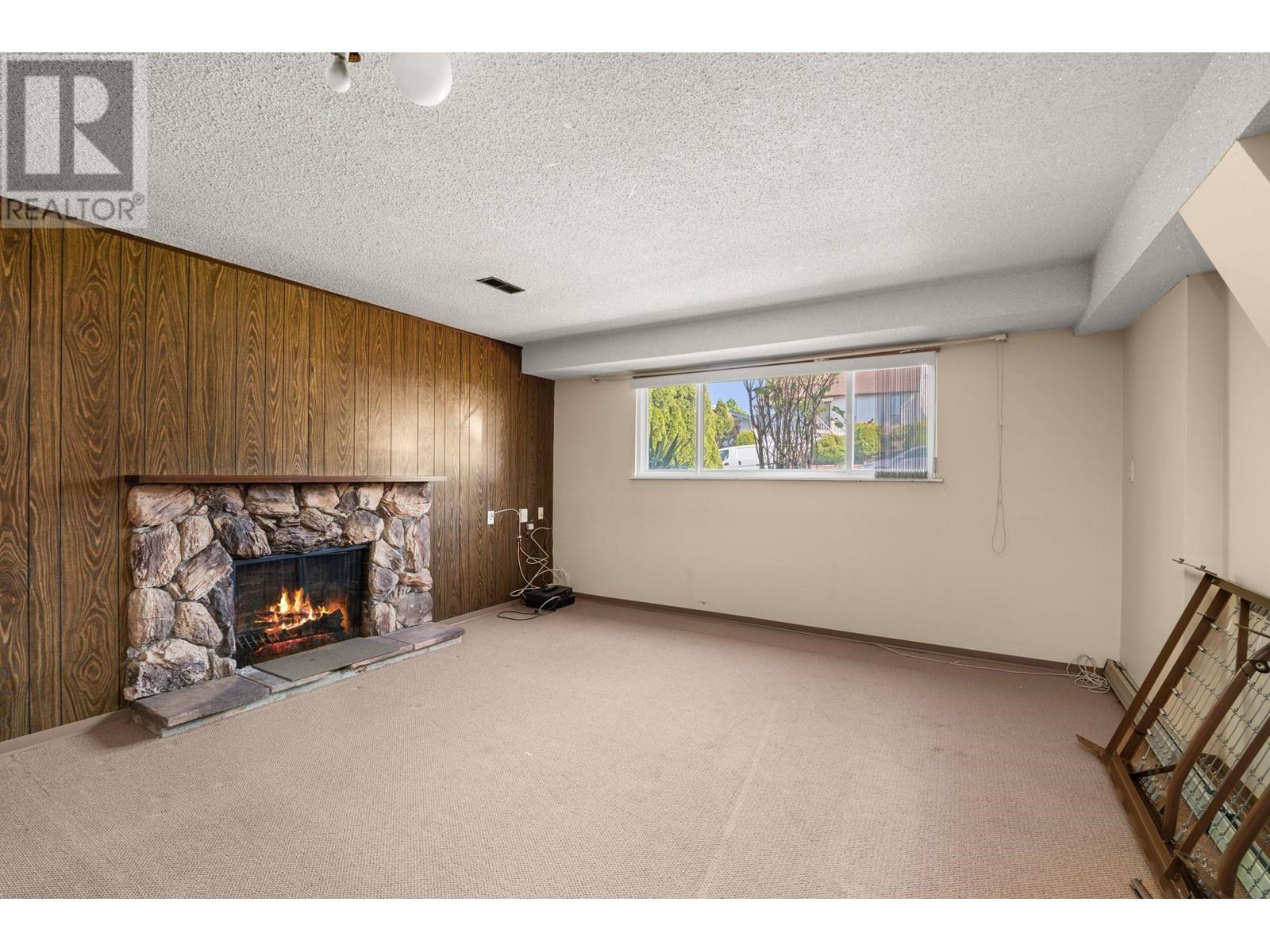 8915 Monroe Avenue, Burnaby, British Columbia  V3N 4E7 - Photo 17 - R2998363