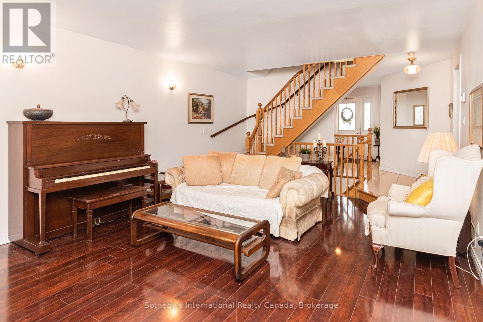 Property at 308 ACADIA DRIVE image 4
