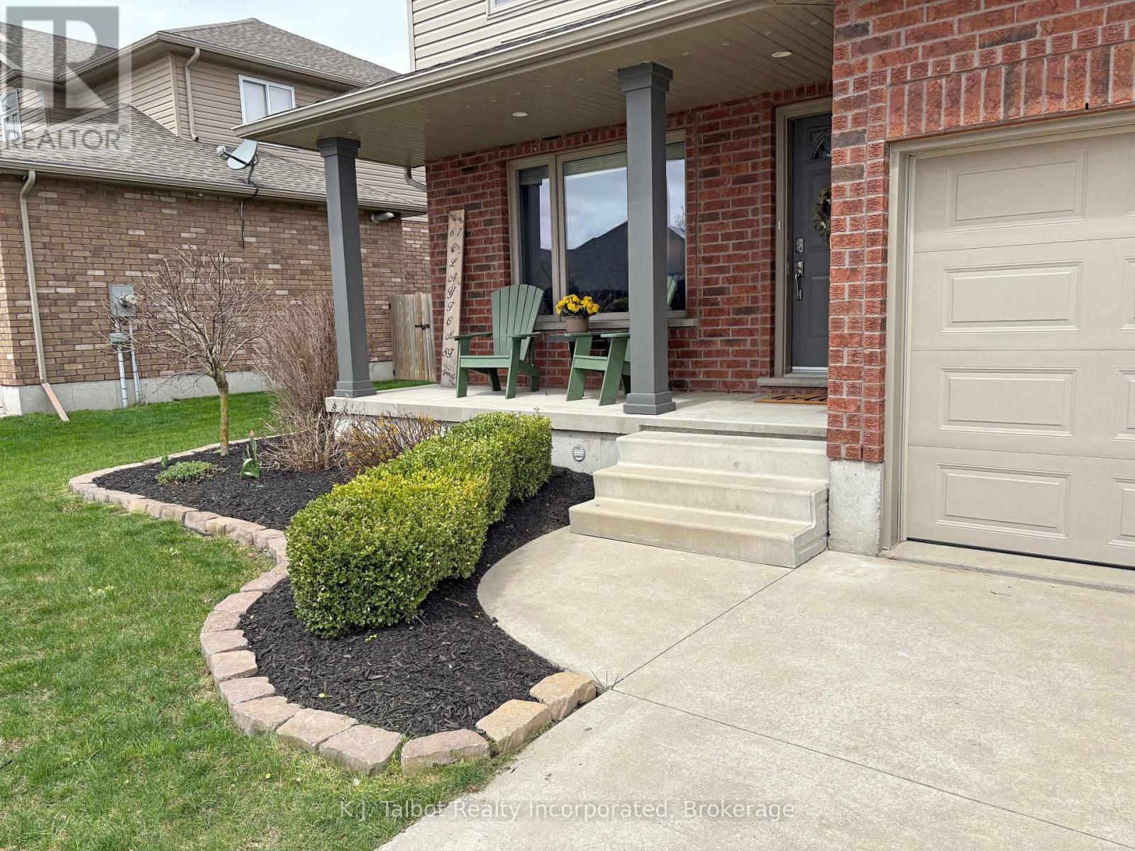 67 Clayton Street, West Perth, Ontario  N0K 1N0 - Photo 3 - X12125854
