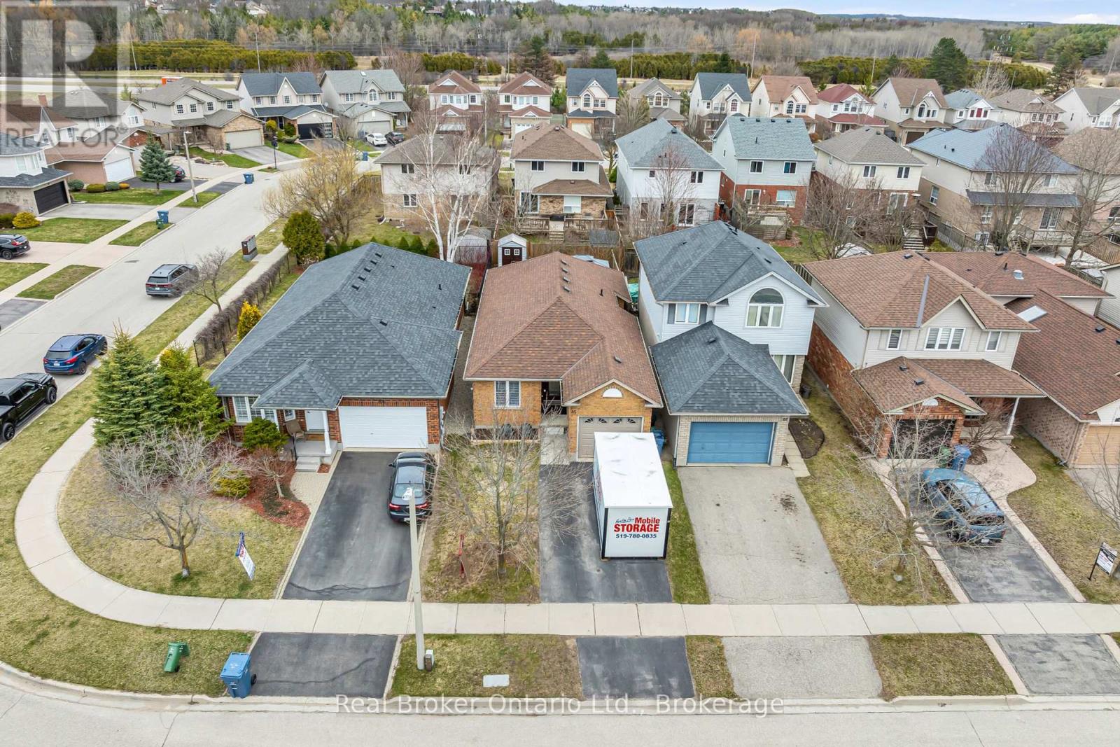86 Milson Crescent, Guelph, Ontario  N1C 1G6 - Photo 40 - X12125856