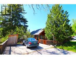 312 8TH Avenue, castlegar, British Columbia