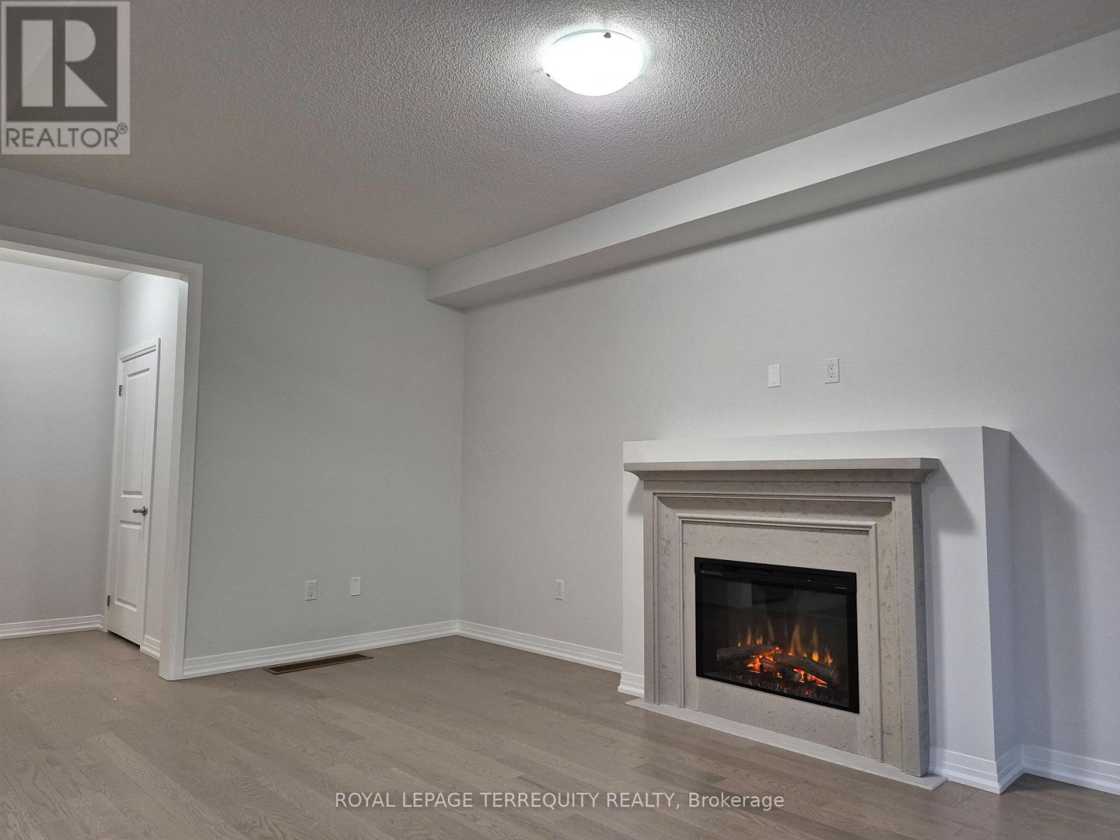 1908 Narcissus Gardens, Pickering, Ontario  L1Y 0B6 - Photo 10 - E12125884