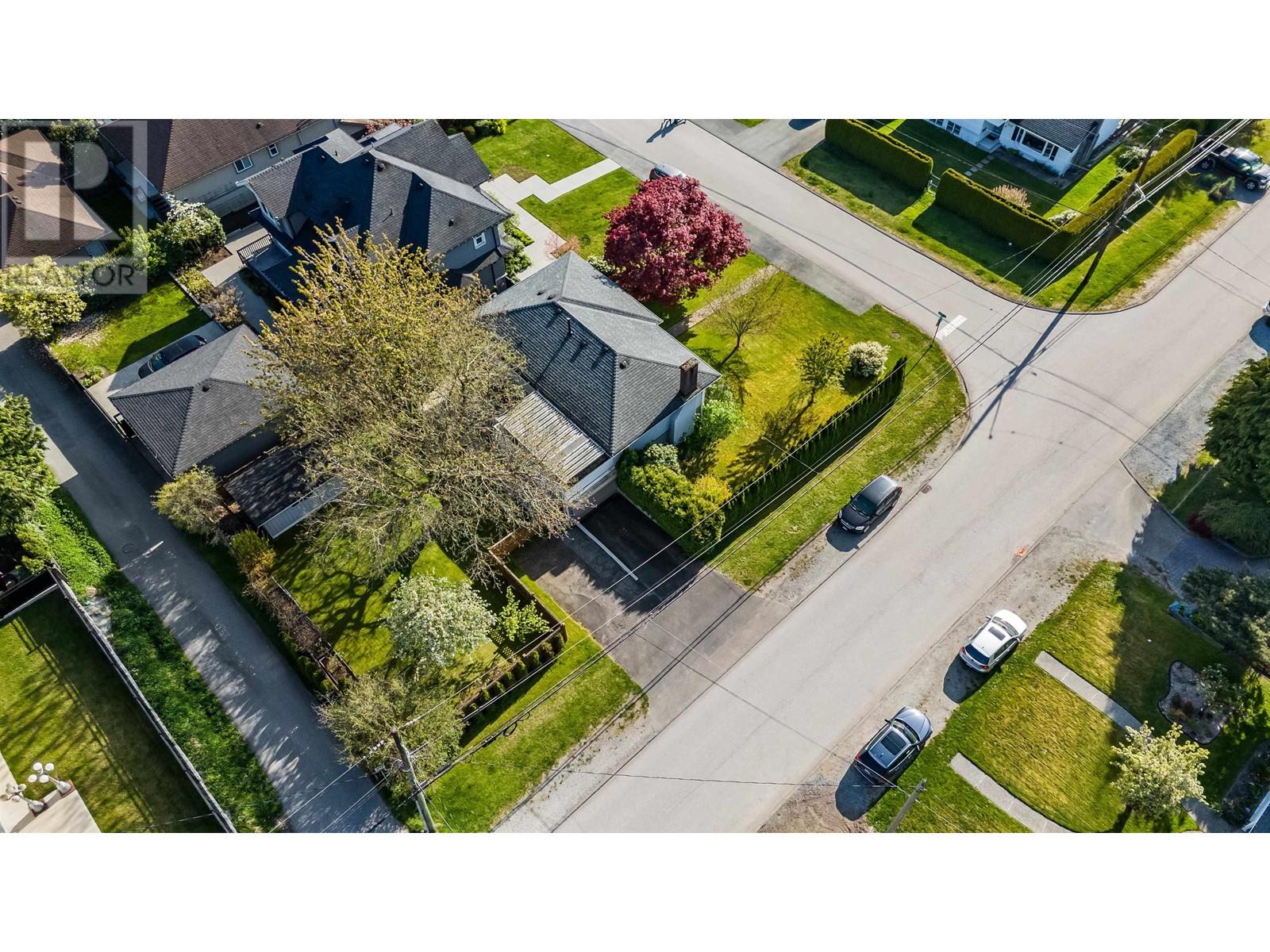343 Leroy Street, Coquitlam, British Columbia  V3K 5K5 - Photo 3 - R2998164