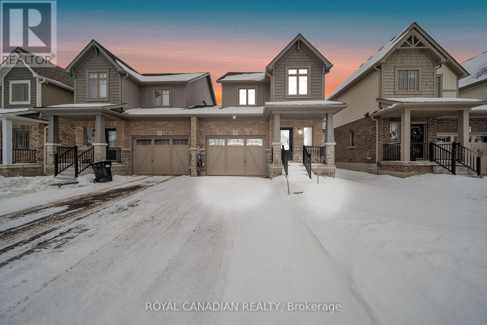 Property at 15 SHIPLEY AVENUE W image 3