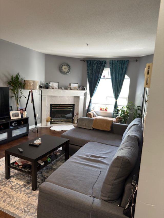 311 12733 72 Avenue, Surrey, British Columbia  V3W 2M7 - Photo 2 - R2997288