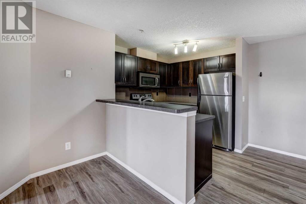 Property at 206, 6315 Ranchview Drive NW image 3
